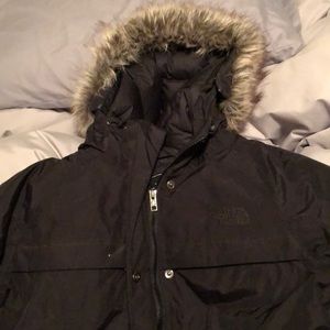 Super warm north face jacket. Condition- like new!